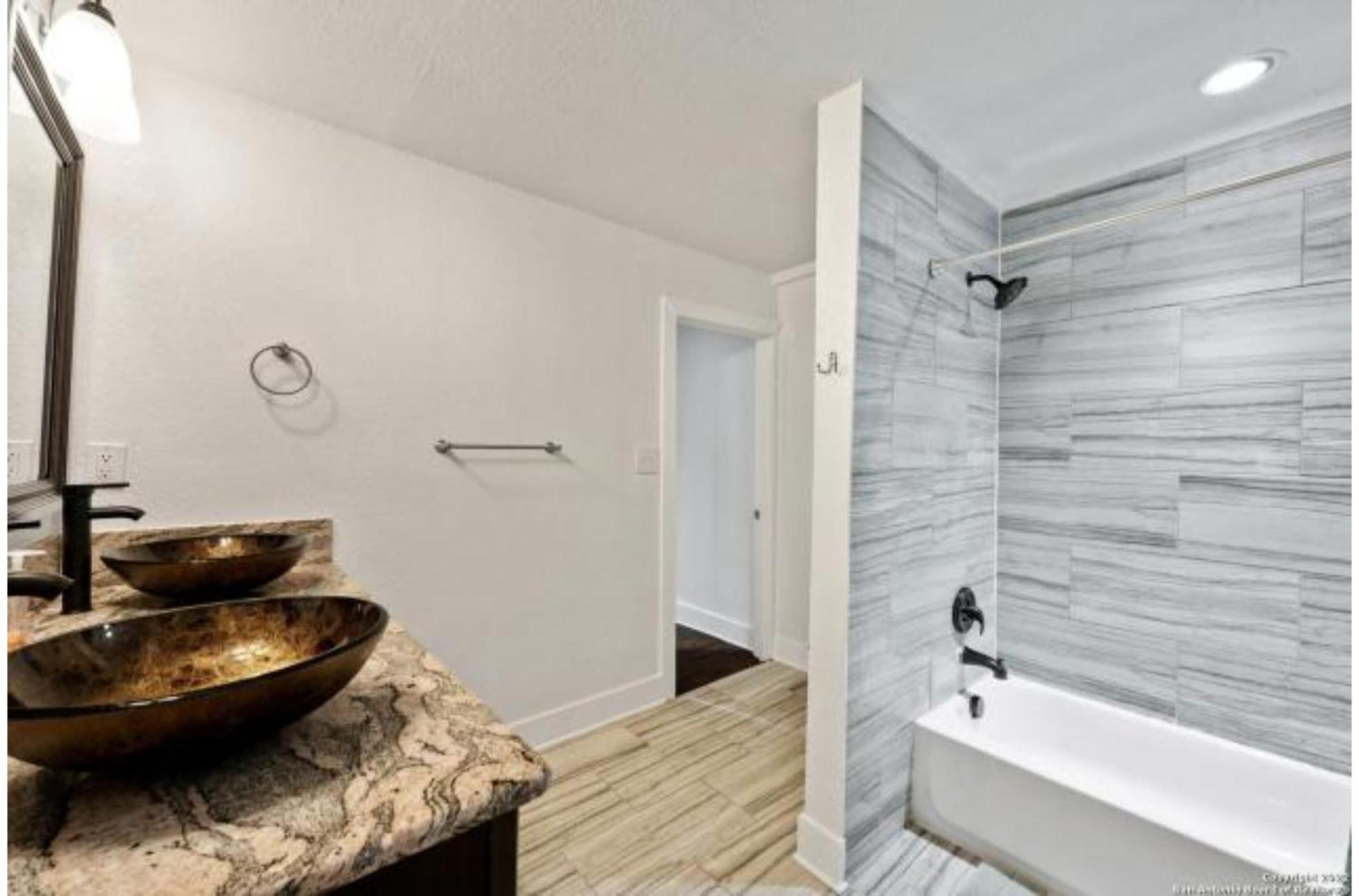 Experience Serenity In A 4Br3Ba Downtown Home Σαν Αντόνιο Εξωτερικό φωτογραφία
